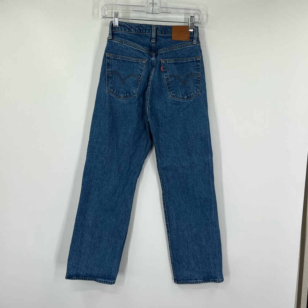 Levi’s Ribcage Straight High Rise Button Fly Jeans - Picture 5 of 8